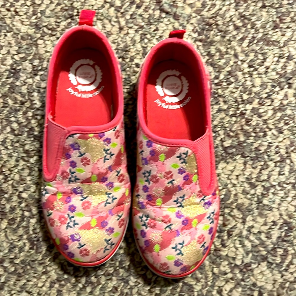 Livie and Luca tennis shoes